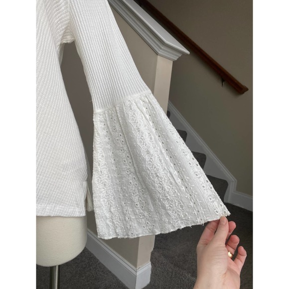 Free people cream tunic thermal top w/ eyelet neckline, bell sleeves, Small, NWT - Picture 3 of 11